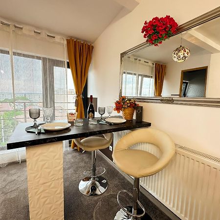 The Royal - Studio With Balcony & Panoramic View Craiova Exteriér fotografie